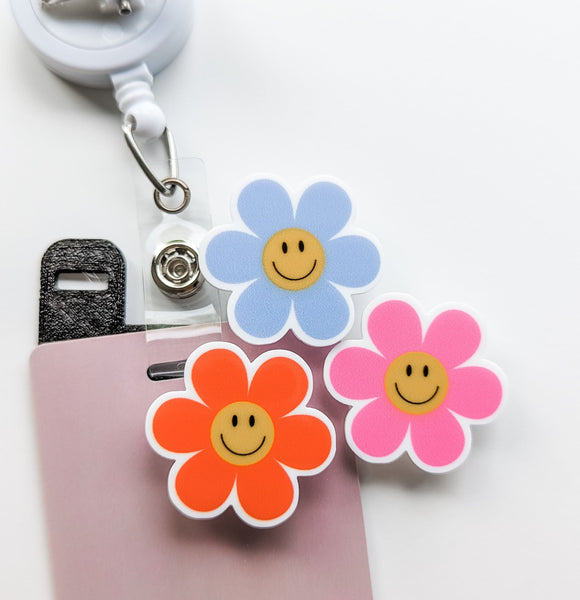 Badge Topper / CHARM COLLECTION - Daisy Smile - Charm Only - BadgeSmith